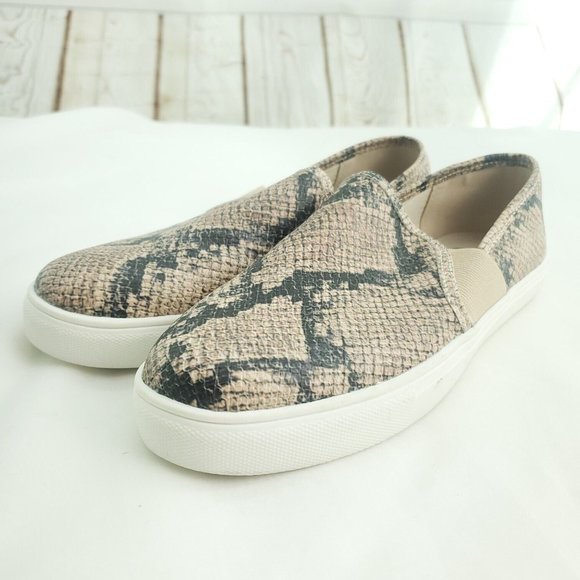 Fergalicious By Fergie Womens Beige Snakeskin Print Round Toe Slip On Shoes Sz 7 - Picture 1 of 11